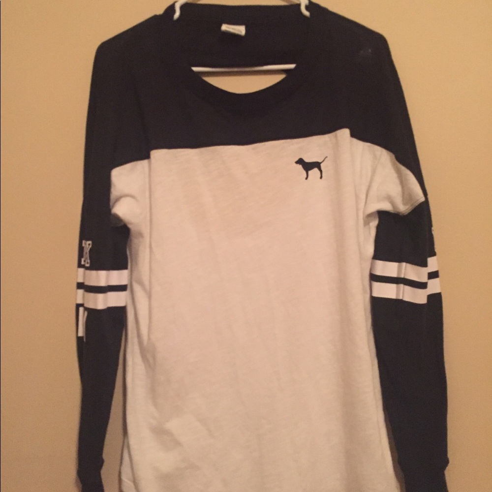 PINK Long sleeve with open back